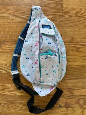 KAVU Rope Slingback Crossbody Bag Color Sky Diamond Multi